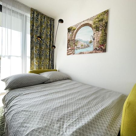 Luxury City Retreat With Terrace Kosice Ngoại thất bức ảnh